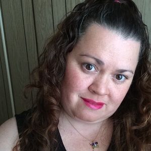 Meet your Posher, Yvonne